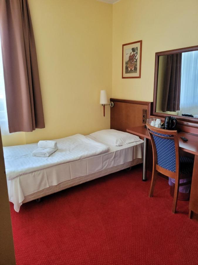 Virgo B&B Biznes Rumia Kültér fotó