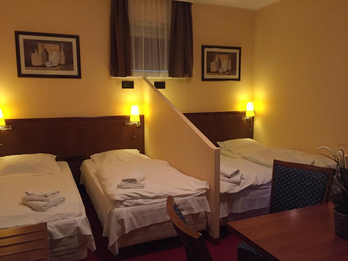 Virgo B&B Biznes Rumia Kültér fotó