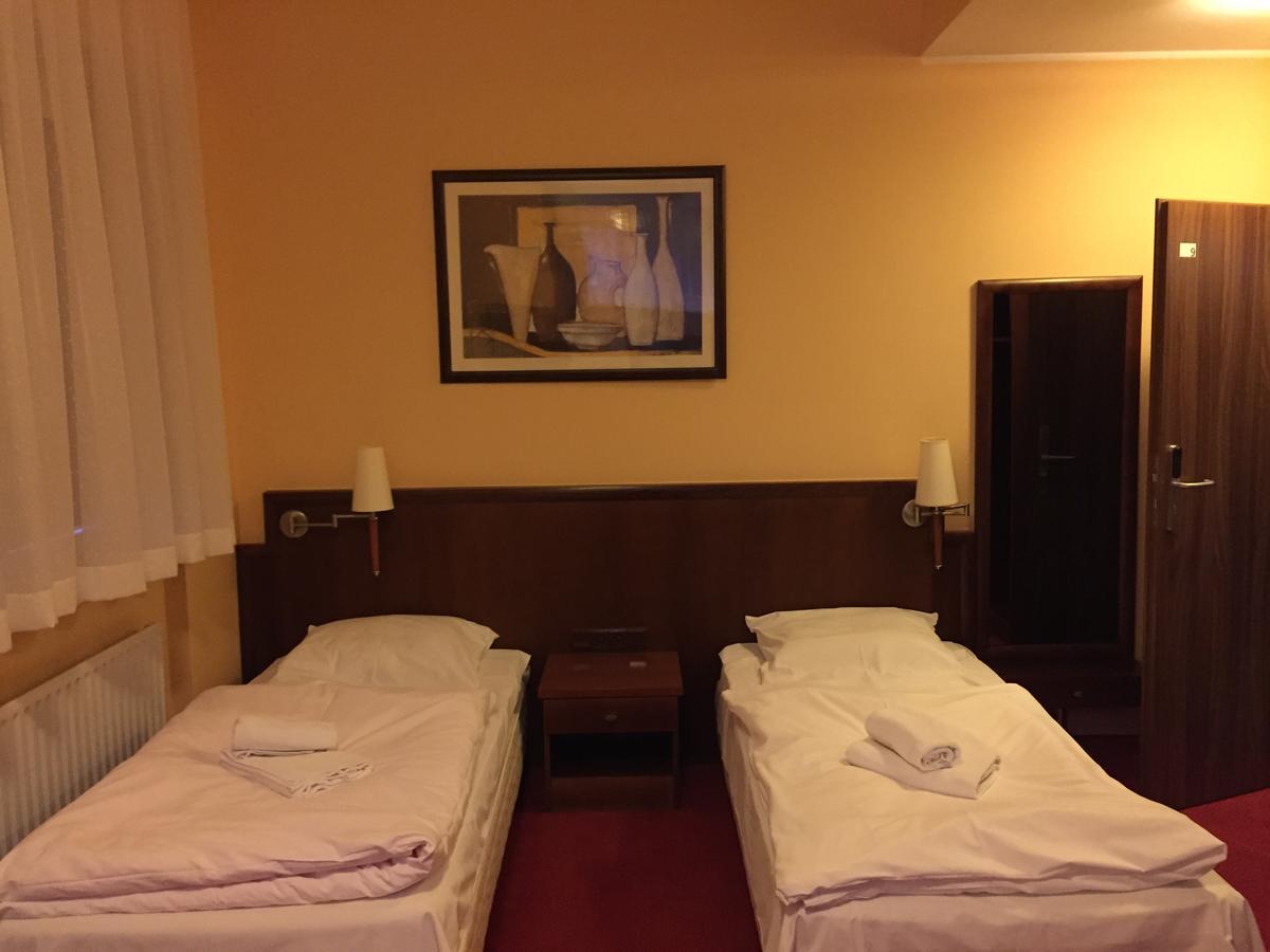 Virgo B&B Biznes Rumia Kültér fotó