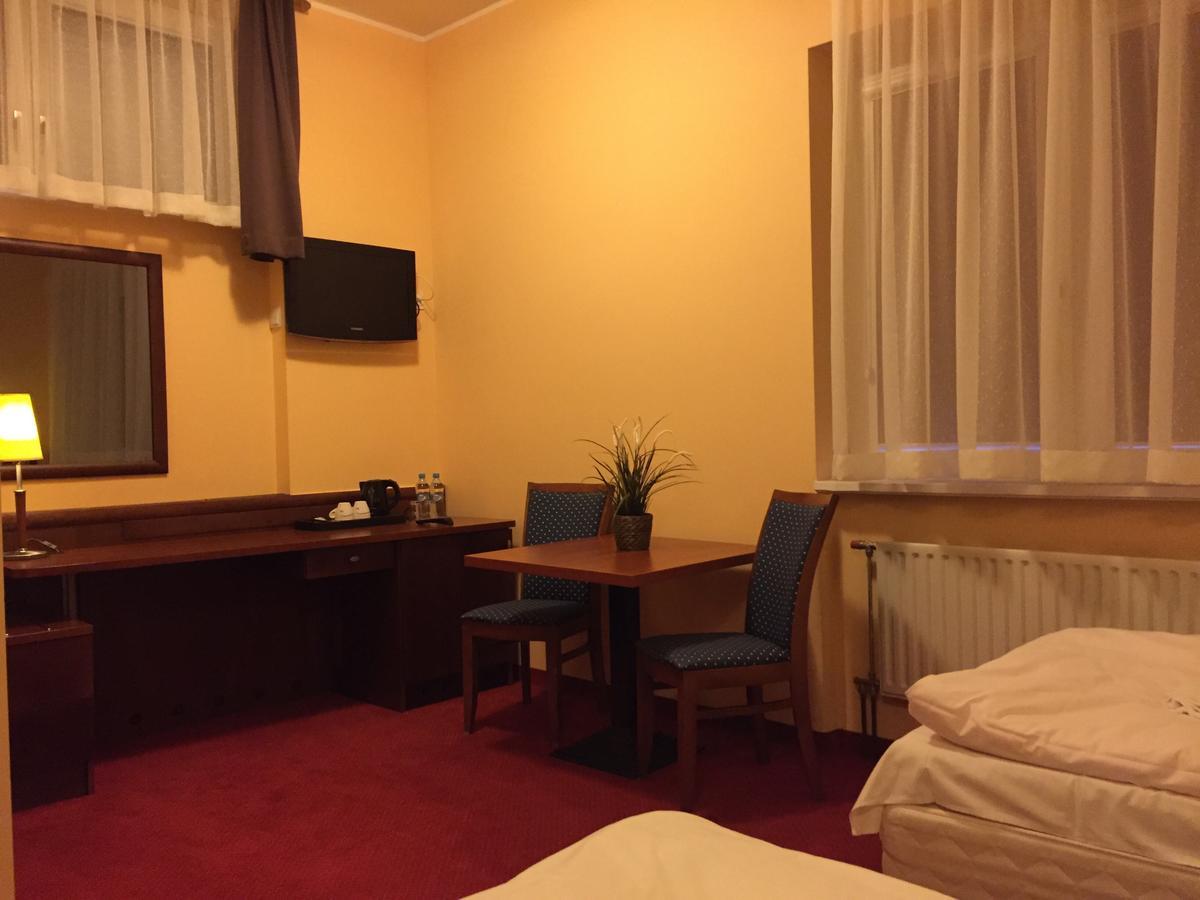 Virgo B&B Biznes Rumia Kültér fotó